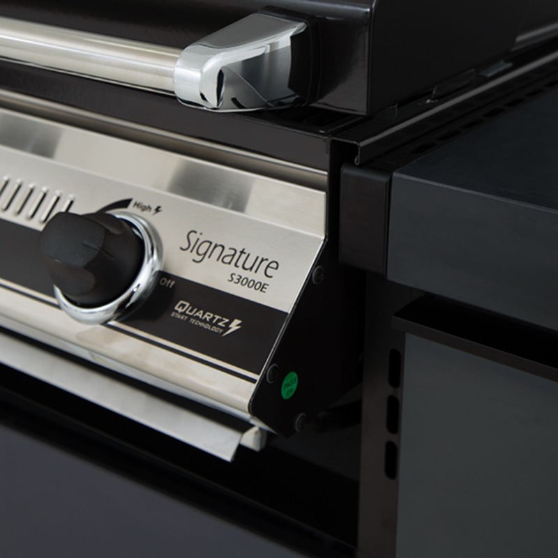 Cabinex Premium Outdoor Kitchen With Signature S3000E 4 Burner BBQ Black