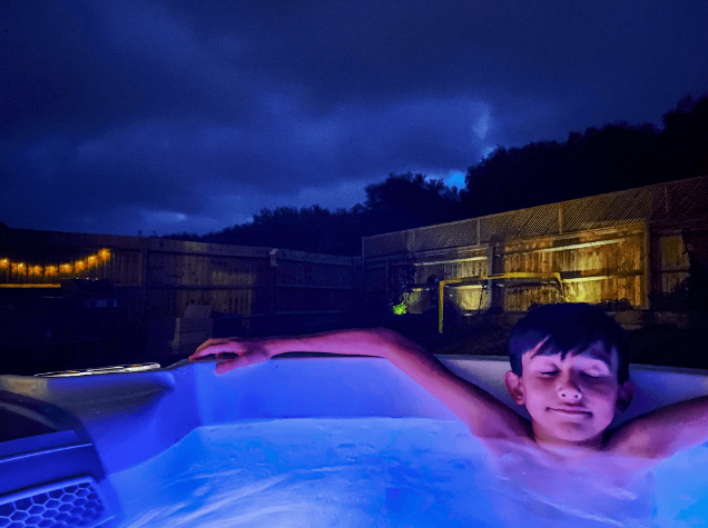 Canadian Spa Company Okanagan UV Patio 4 person Spa