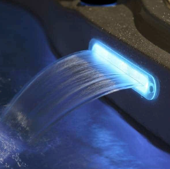 Kingston 55 Jet 7 Person Spa