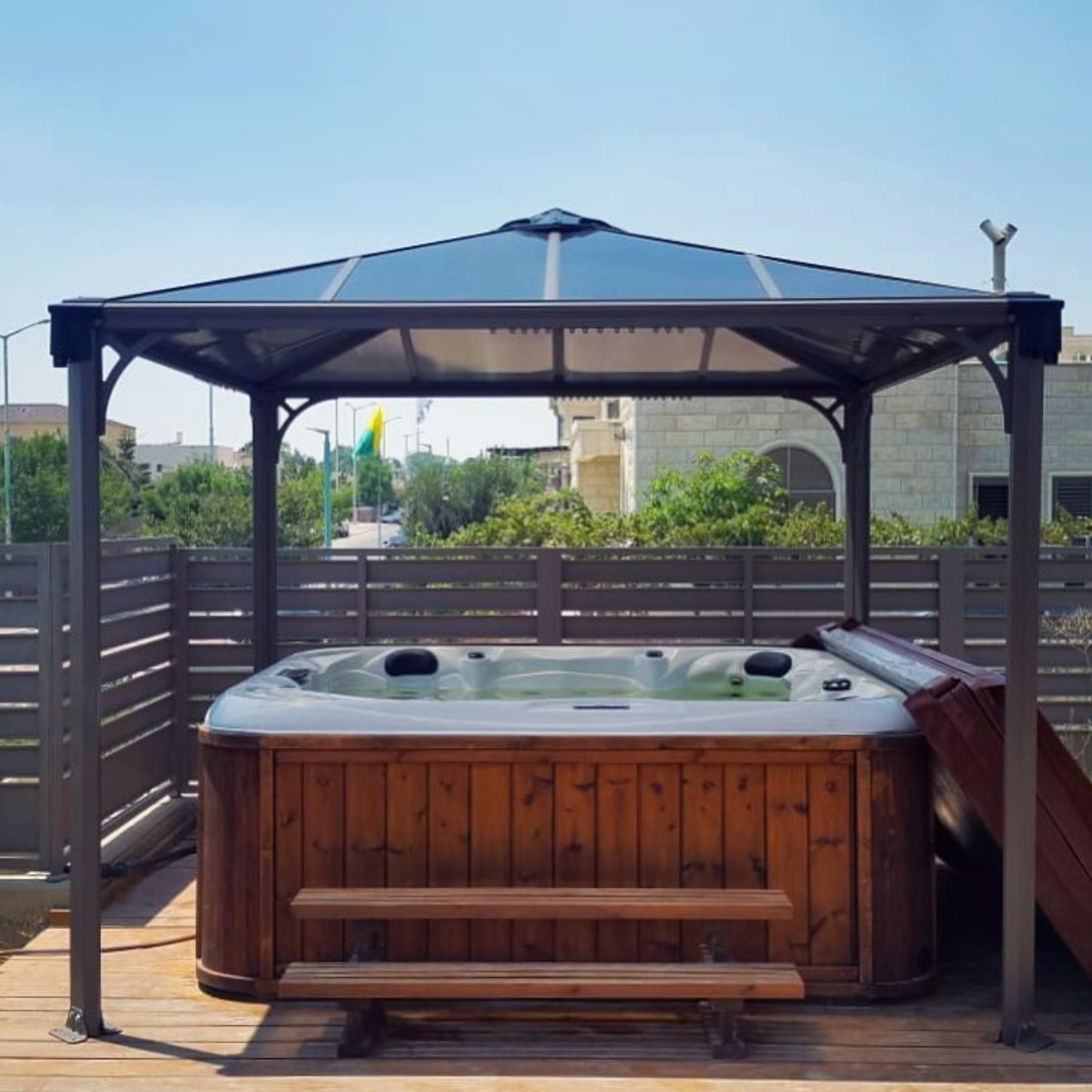 Hot tub &  gazebo Combo Deal