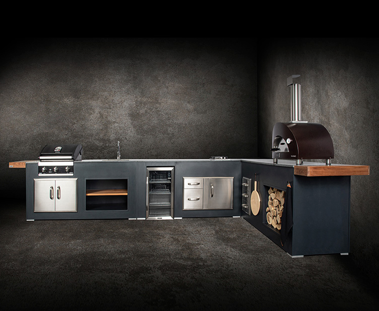 Grillandia Outdoor Kitchen Maxim G5, Alpha Pizza Oven and Weather Cover