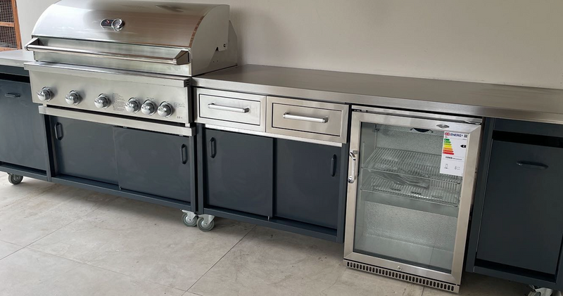 Whistler Burford 5 burner Outdoor kitchen BBQ & Fridge 3.5Meter